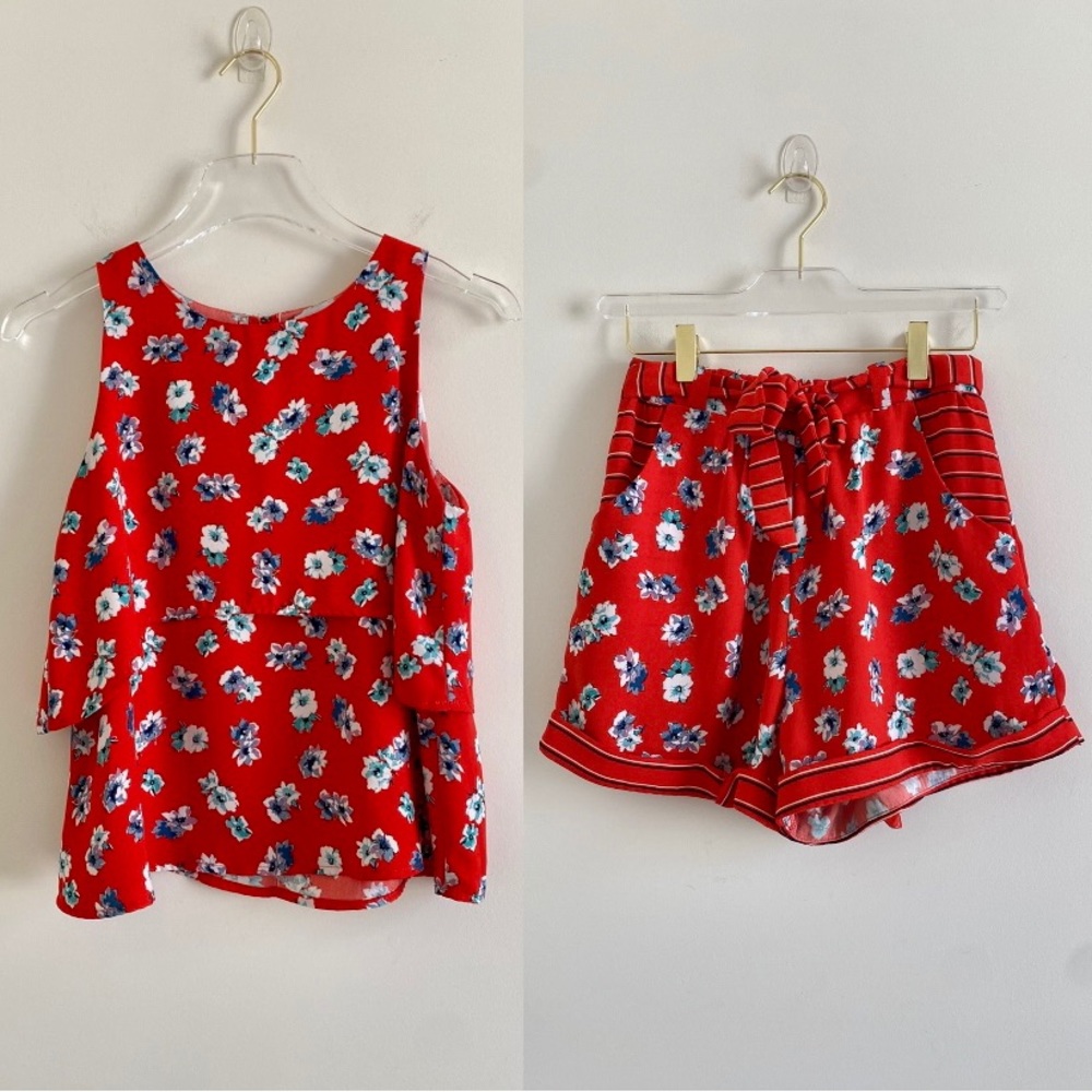 Xhilaration Floral 2-Piece Summer Outfit